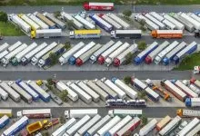 Germania: Vor fi marcate locuri de parcare suplimentare, în spații deja ocupate de camioane 7 Germania: Vor fi marcate locuri de parcare suplimentare, în spații deja ocupate de camioane