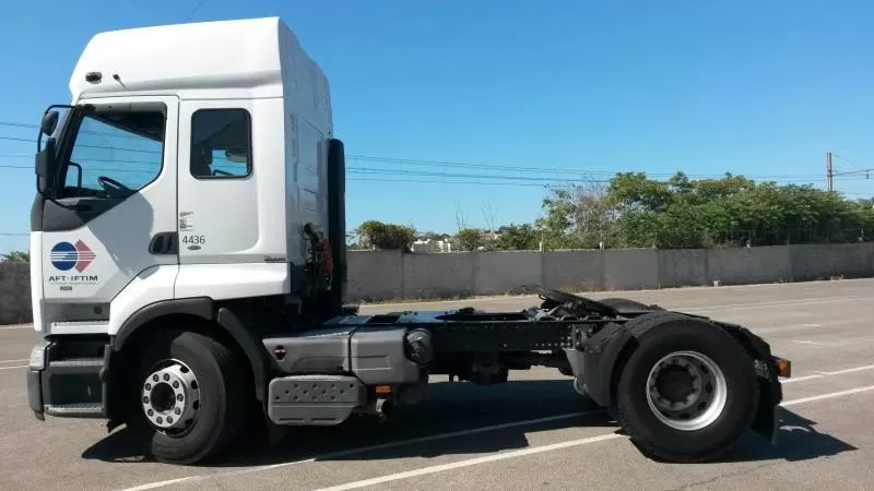 renault premium cu 3 usi 2