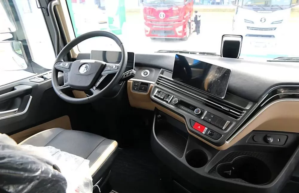 Scania 770 a pierdut titlul de cel mai puternic camion de serie din lume în fața modelului chinezesc Shacman X6000 cu motor de 800 CP.