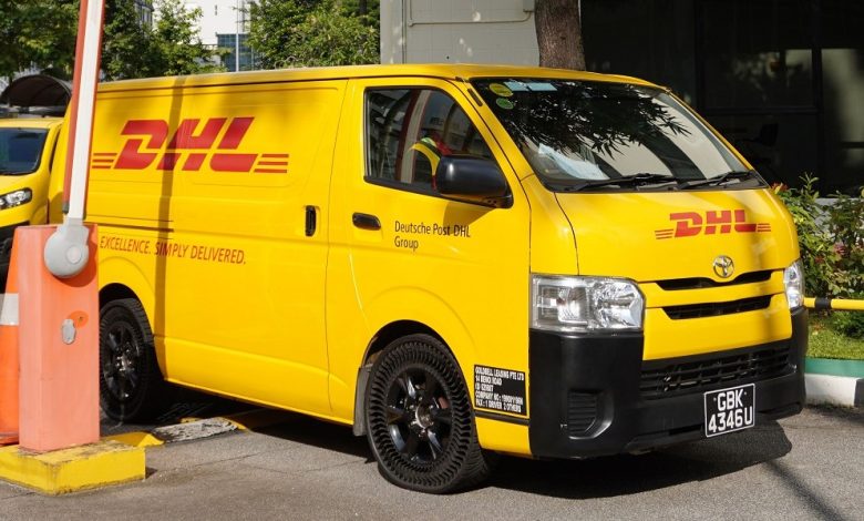 DHL Express va testa anvelopele fără aer Michelin UPTIS