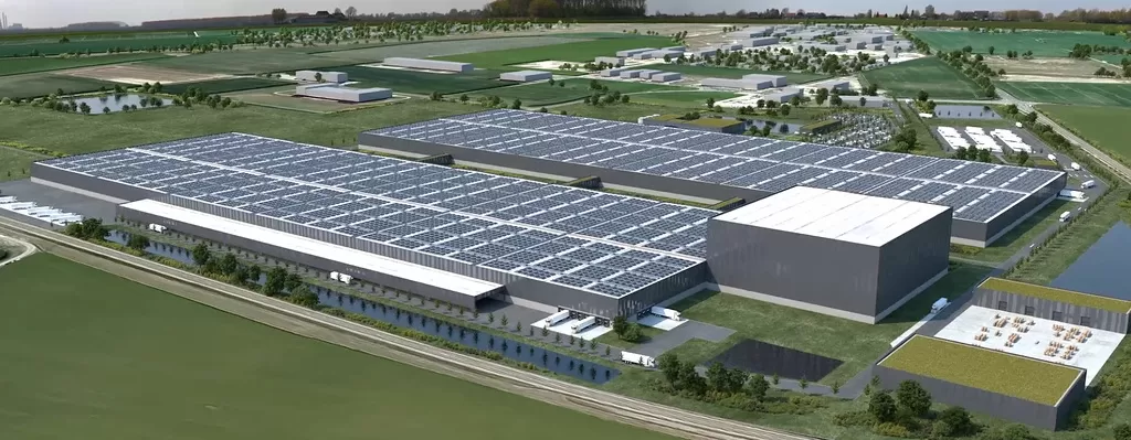 piese schimb Mercedes Benz Trucks centru logistic 1