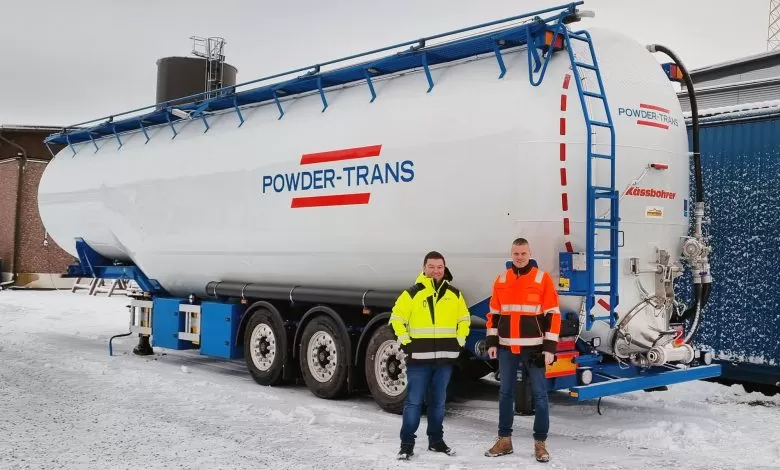 Powder-Trans crește eficiența flotei cu semiremorca siloz Kässbohrer K.SSK 90