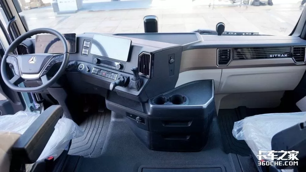 Sitrak C9H, un alt cap tractor de 800 CP din China