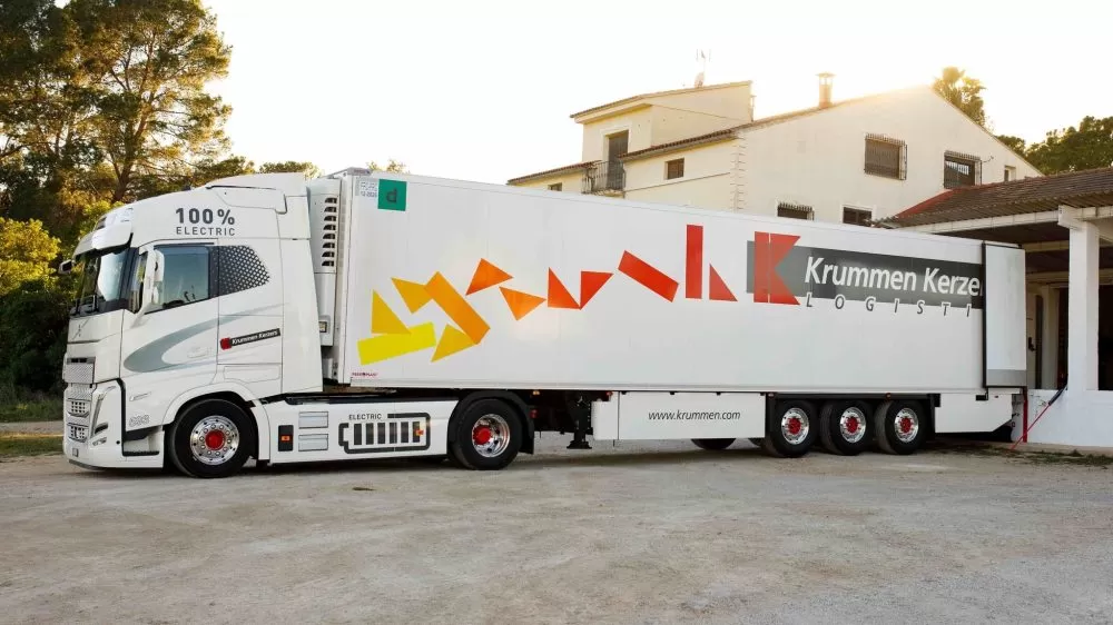 Cursă de 3.000 km cu un camion electric, cu 20 de tone de marfă