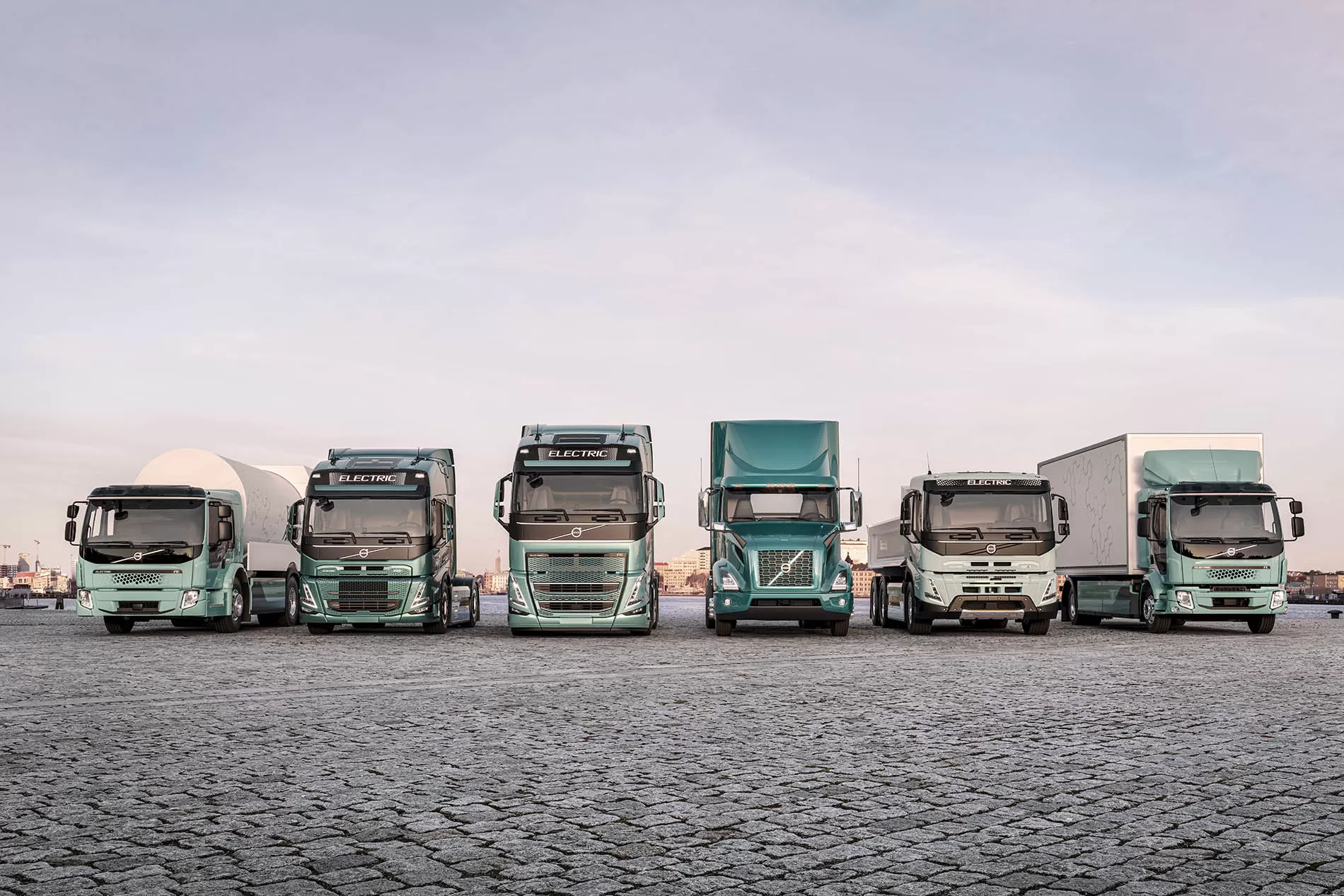 Volvo conduce piața în plină expansiune a camioanelor electrice