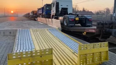 MAN a ales să transporte camioanele noi din Polonia cu trenul