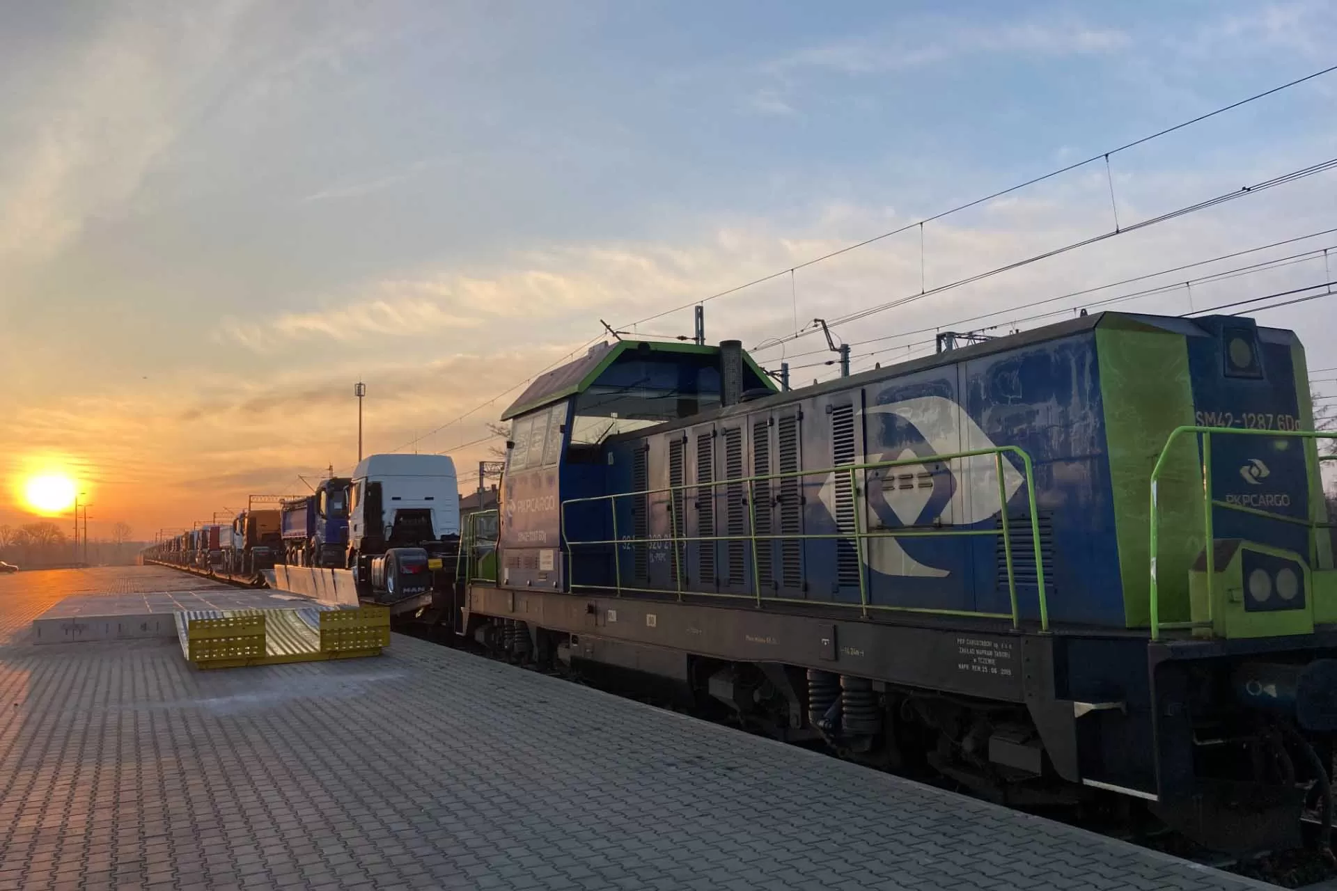 MAN a ales să transporte camioanele noi din Polonia cu trenul 4 MAN a ales să transporte camioanele noi din Polonia cu trenul