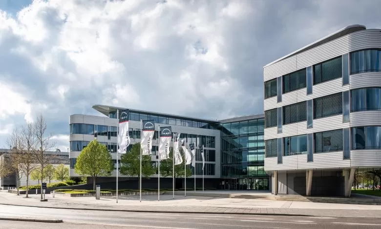 MAN raportează o creștere a veniturilor din vânzări și un rezultat operațional ajustat pozitiv