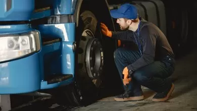 Irlanda de Nord interzice anvelopele de camion mai vechi de 10 ani