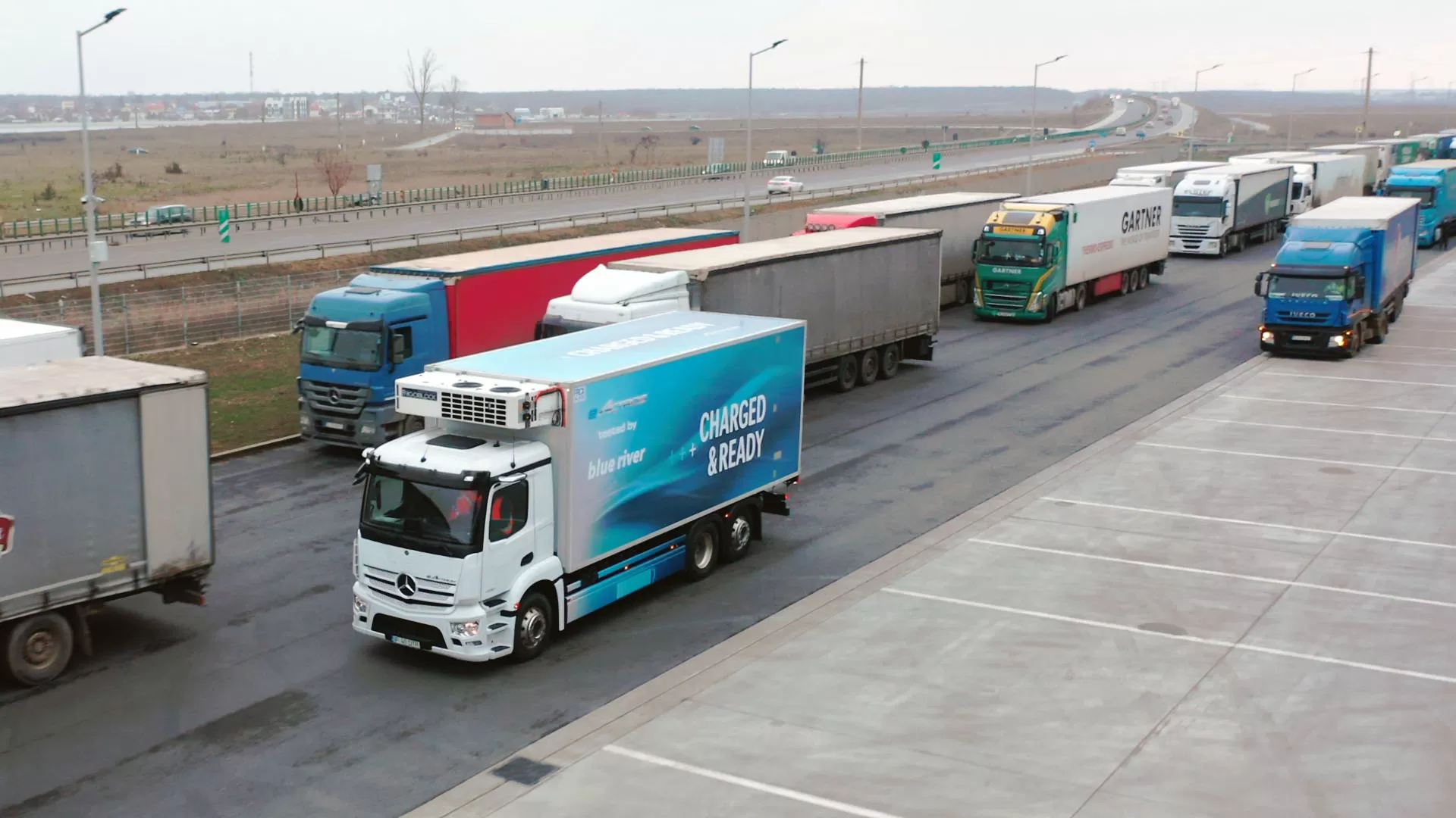 Exclusiv: București - Brașov și retur cu un camion electric