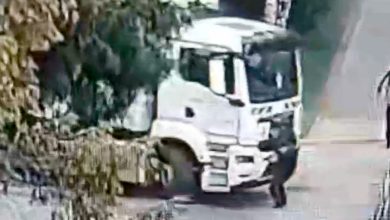 Slovacia: Un camion de gunoi a trecut peste un pieton (VIDEO)