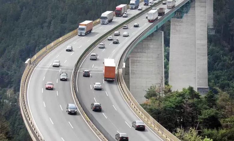 Tirol: Calendarul de limitare a traficului de camioane în a doua jumătate a lui 2023
