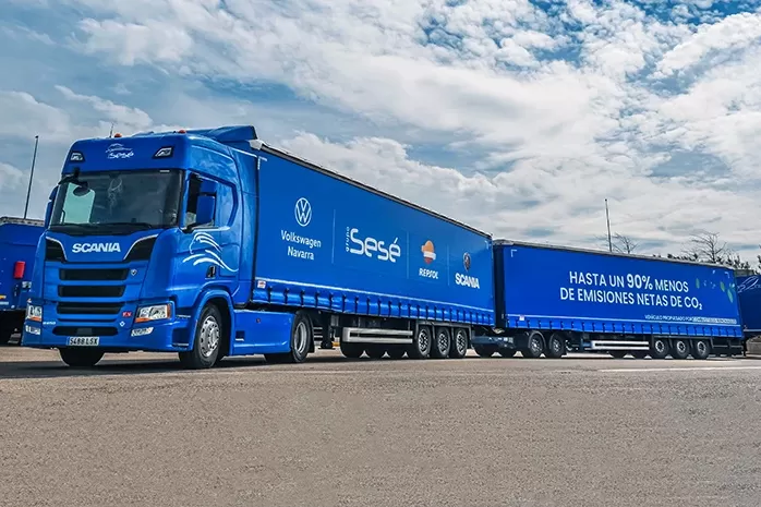 Primul Super Long Truck alimentat cu carburant regenerabil