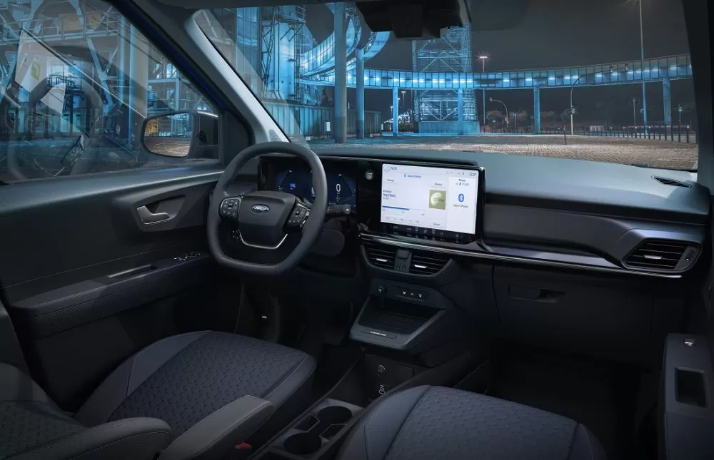 Ford prezintă modelul electric E-Transit Courier, care va fi produs la Craiova