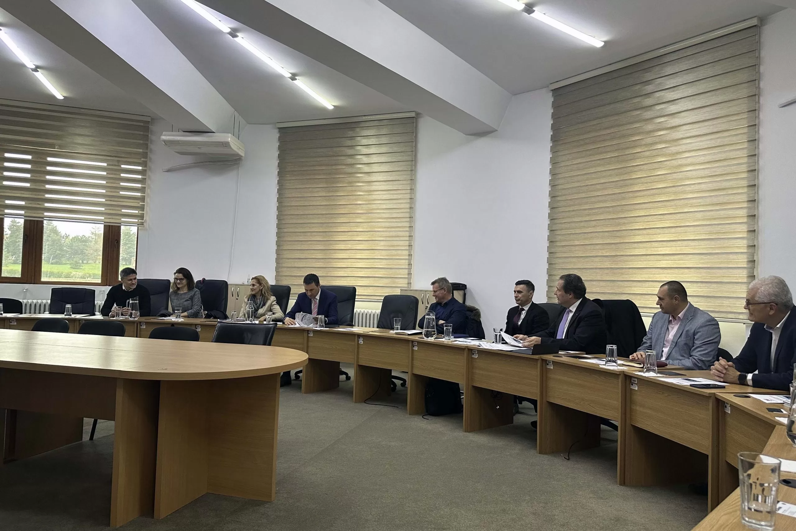 Industria de transport propune o schemă de subvenționare pentru camioane electrice 3 Industria de transport solicită o schemă de subvenționare a achiziției de camioane ecologice