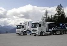 Tur în munții Alpi cu camioane cu baterii și hidrogen