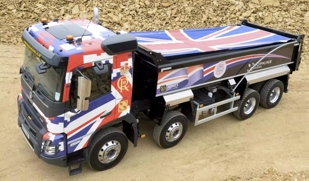 Camion special pentru încoronarea Regelui Charles III