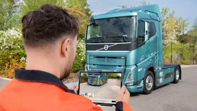 Volvo lansează prima aplicație de siguranță pentru camioane electrice