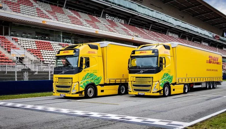 DHL face logistica Formula 1 cu 18 camioane alimentate cu HVO 1 DHL face logistica Formula 1 cu 18 camioane alimentate cu HVO