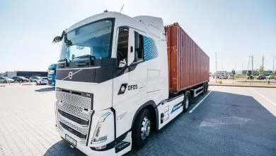 DFDS începe operațiunile cu primele camioane electrice în Lituania