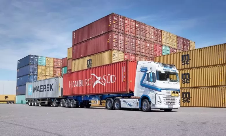 Cap tractor electric Volvo testat într-un proiect de transport de mare capacitate