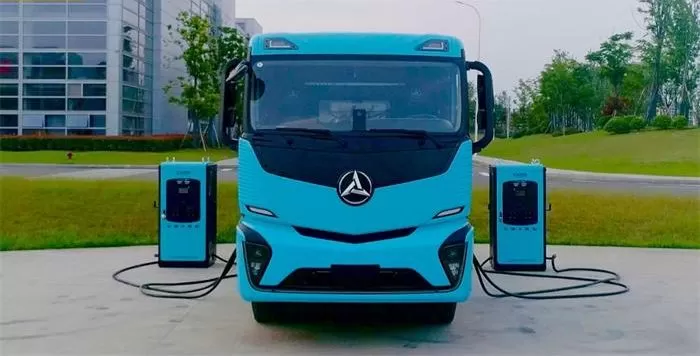 Un camion electric de 40 de tone a mers 817 km fără reîncărcare