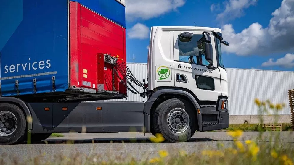 Primul cap tractor electric Scania 25 P