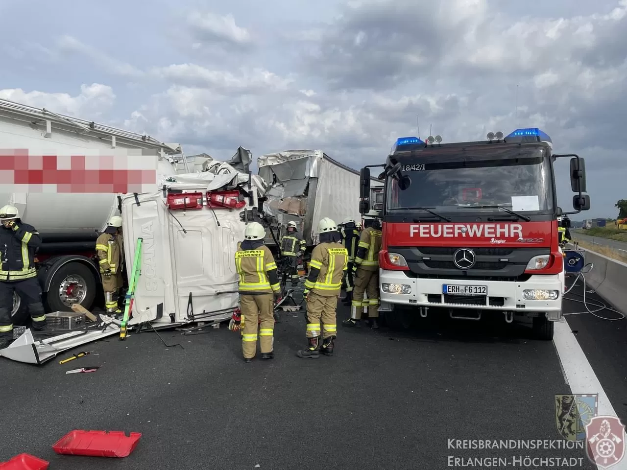 Trei camioane implicate într-un grav accident pe A3, în Germania 5 accident trei camioane a3 germania 3