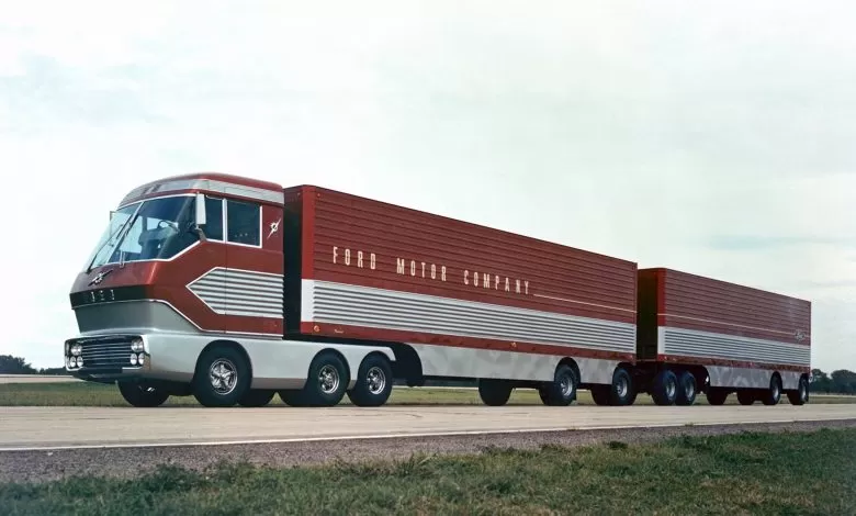 Istoria Ford Big Red, un camion de 77 de tone ce rula cu 110 km/h