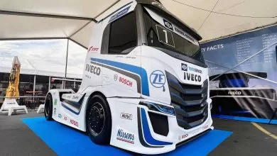 Primul camion de curse 100% electric din lume