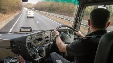 Marea Britanie: Zeci de șoferi amendați cu ajutorul unui camion nemarcat 1 Marea Britanie: Zeci de șoferi amendați cu ajutorul unui camion nemarcat