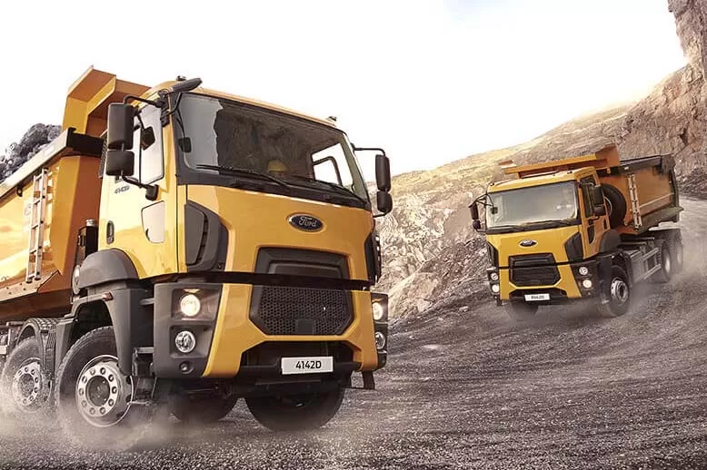 Ford Cargo 4142 camion construcții