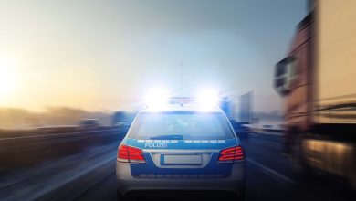 Germania: Un camion aflat în depășire a blocat o mașină de poliție aflată în misiune