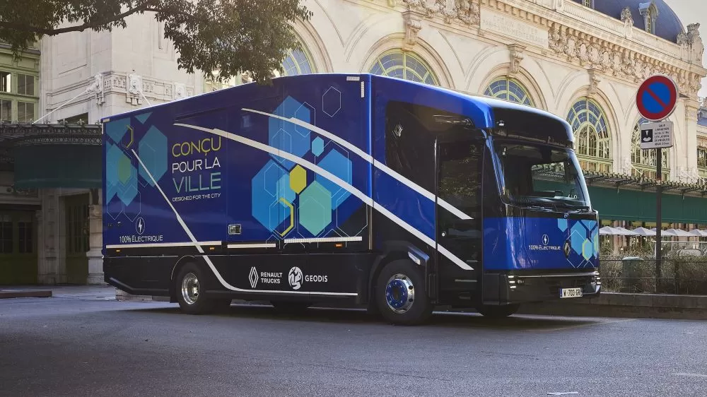 Renault Trucks Oxygen, un camion electric urban de 16 tone