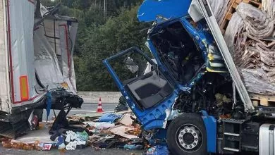 Șofer blocat în cabina în urma unui accident pe A10 în Austria