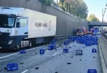 Șofer rănit ușor în urma unui accident de camion în Munchen