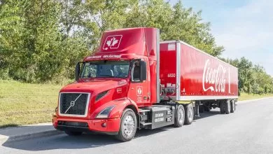 Coke Canada Bottling utilizează camioane electrice Volvo VNR în distribuția de Coca-Cola