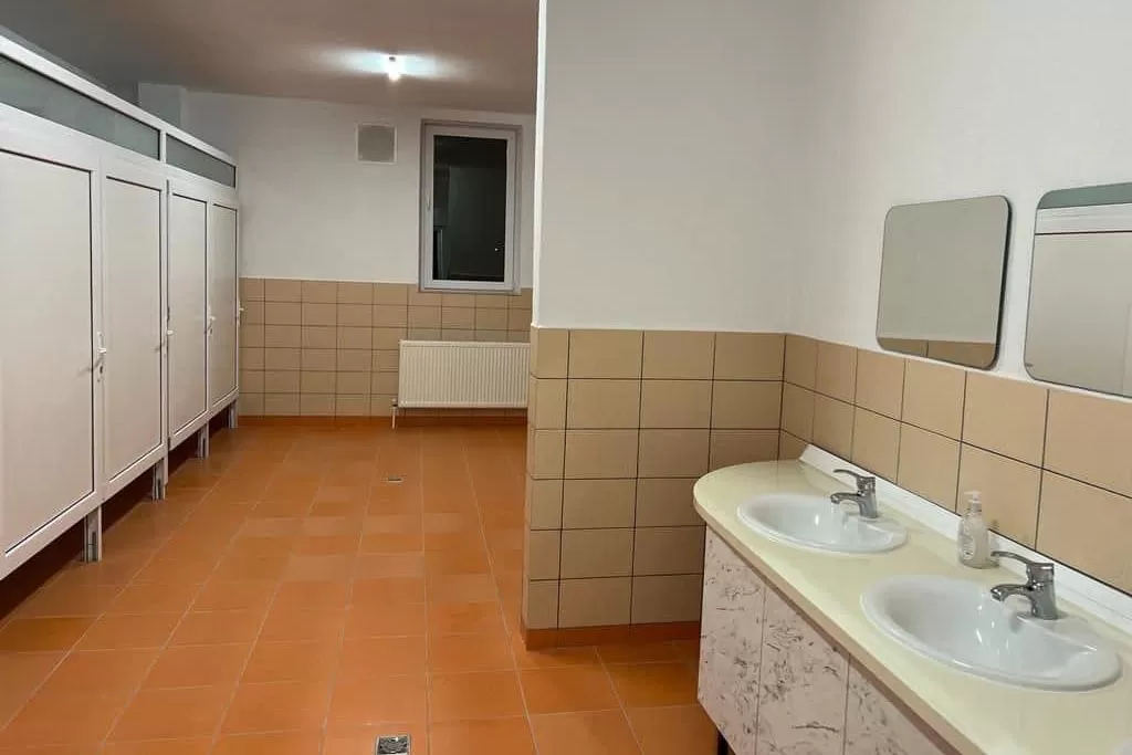 prima parcare securizata camioane sudul Romaniei 1