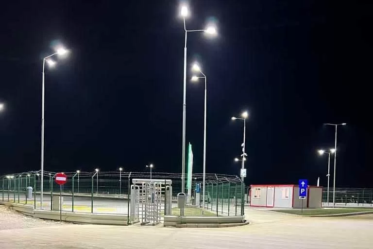 prima parcare securizata camioane sudul Romaniei 3