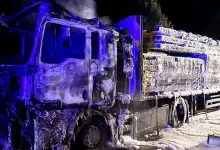 Germania: Un șofer a murit din cauza unui incendiu la camion 6 Germania: Un șofer a murit din cauza unui incendiu la camion