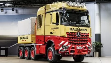 Mercedes-Benz a livrat un Arocs SLT 4463 ce poate tracta 1.000 de tone