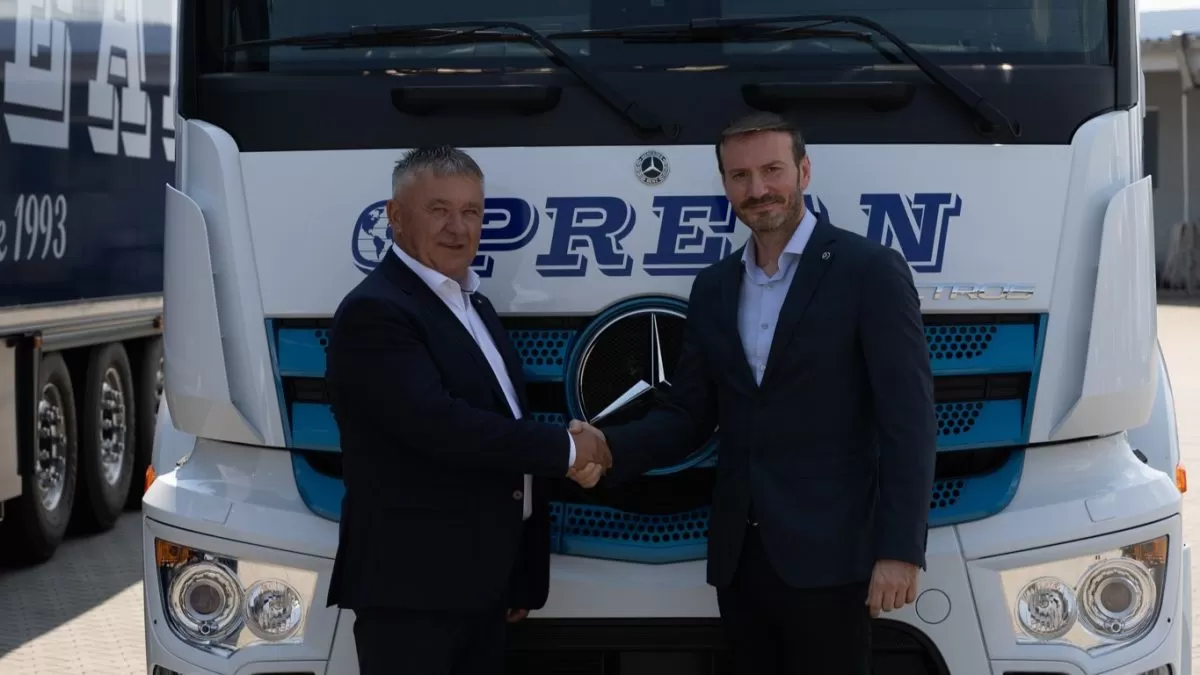 Oprean testează camionul electric Mercedes-Benz eActros 300 3 Oprean testează camionul electric Mercedes-Benz eActros 300