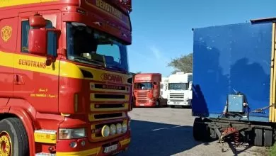 Hoți români din camioane, prinși datorită unor căști furate