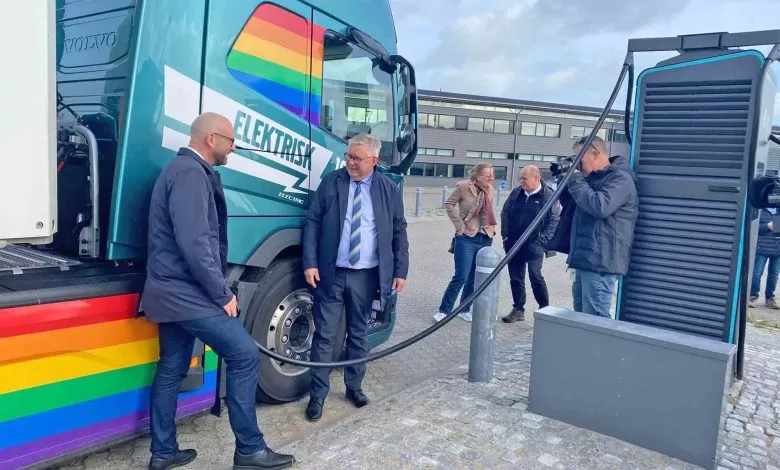 E.ON a deschis cea mai mare stație de încărcare pentru camioane electrice din Danemarca