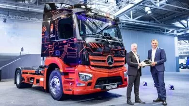 Șase eActros 300 cap tractor pentru Logistik Schmitt