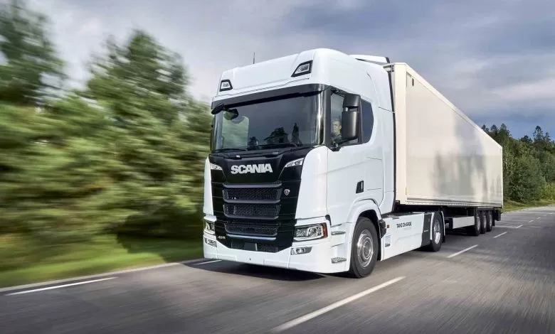 Scania a început producția camioanelor electrice pentru transport urban și regional