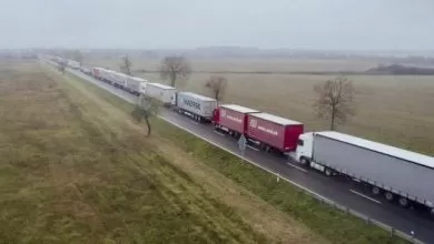 Transportatorii slovaci au blocat singura frontieră a Slovaciei cu Ucraina