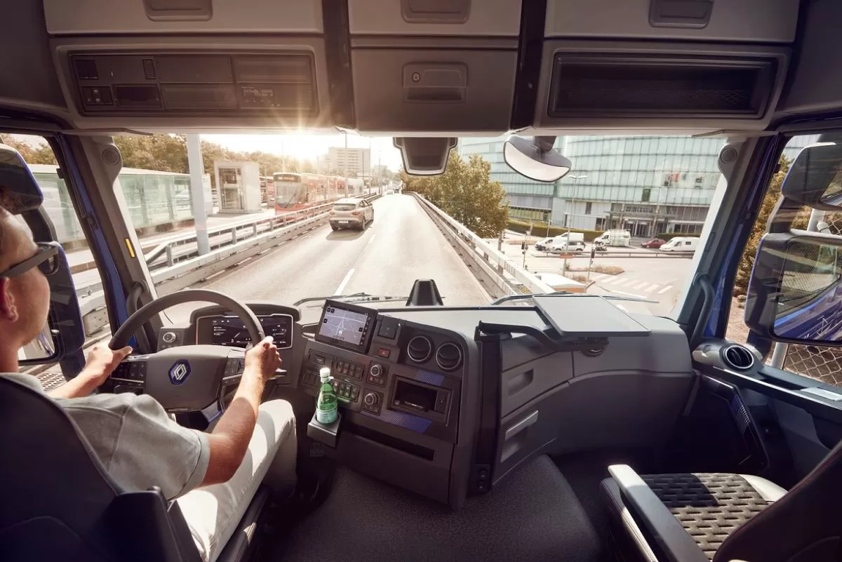 Renault Trucks a început producția de serie a modelelor electrice E-Tech T și E-Tech C