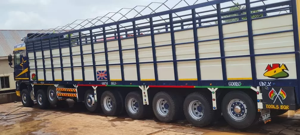 Camion rigid cu 9 axe? Se poate 3 Camion rigid cu 9 axe? Se poate