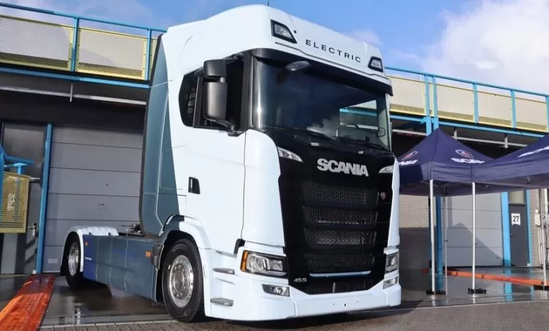 Primul cap tractor electric Scania a plecat în turul Europei